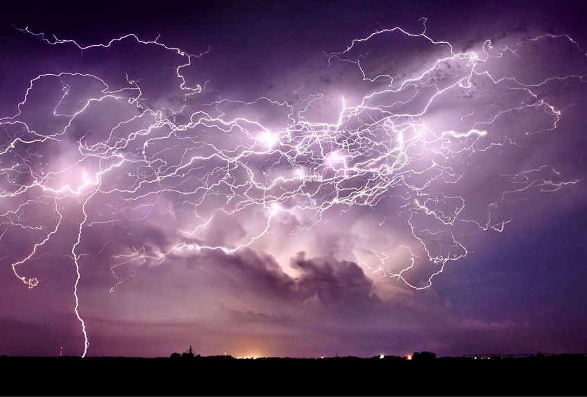 lightningNebraska.jpg