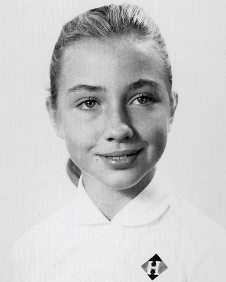 ClintonHillary_schoolFoto.jpg