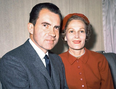 Nixon_Pat_withRichard_1960.png