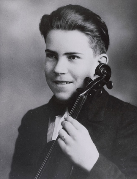 Nixon_violin_age15_1927.jpg