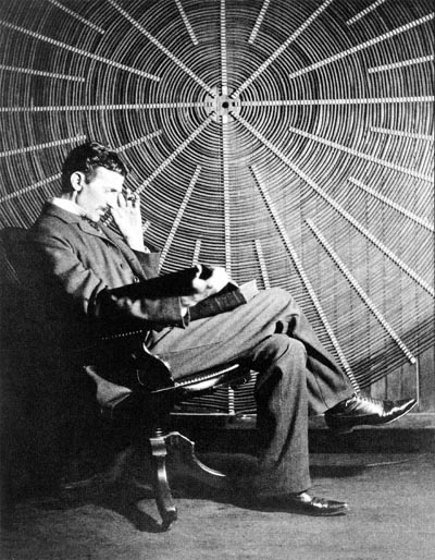 Tesla_with_coil.jpg