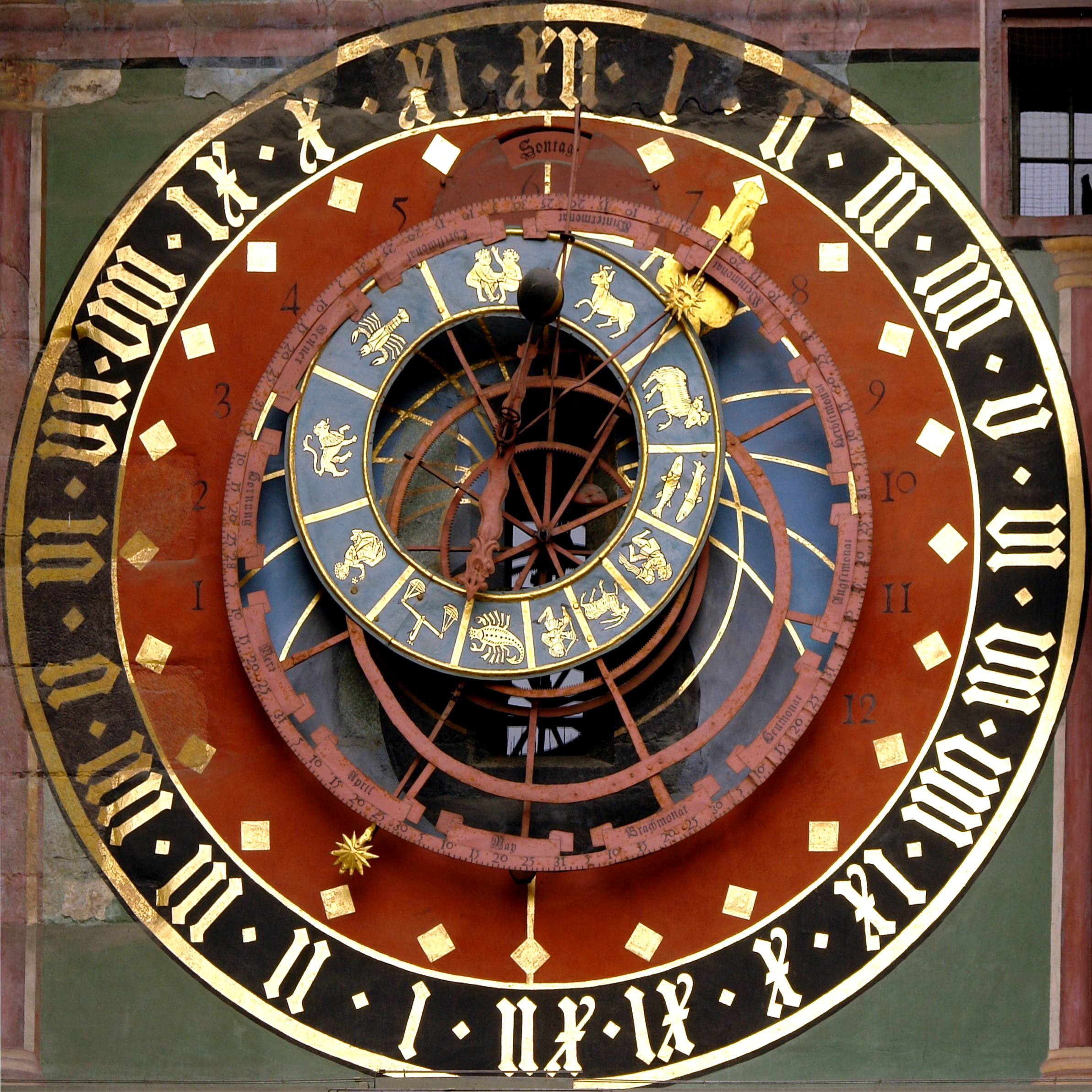 Zytglogge_BernSweiss_MedievalAstronomClock.jpg