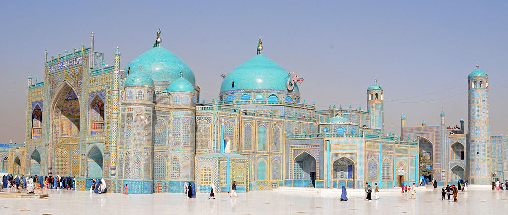Blue_Mosque_Afghanistan_2012.jpg