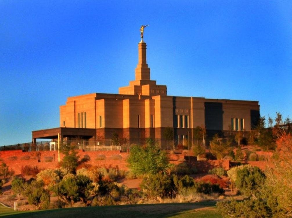 MormonTemple_SnowflakeAZ.JPG