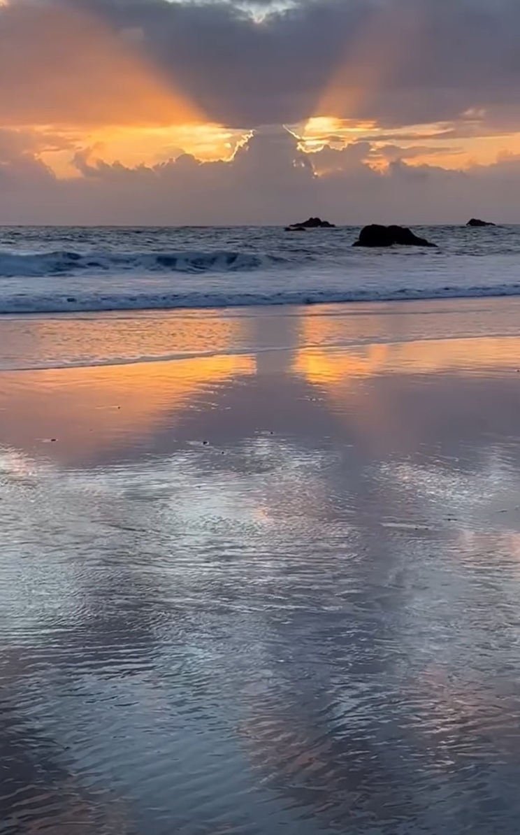 ocean_OregonCoast_spri_XL.jpg